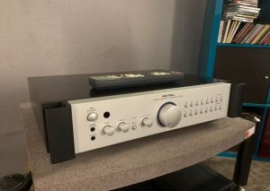 Rotel RC-1082